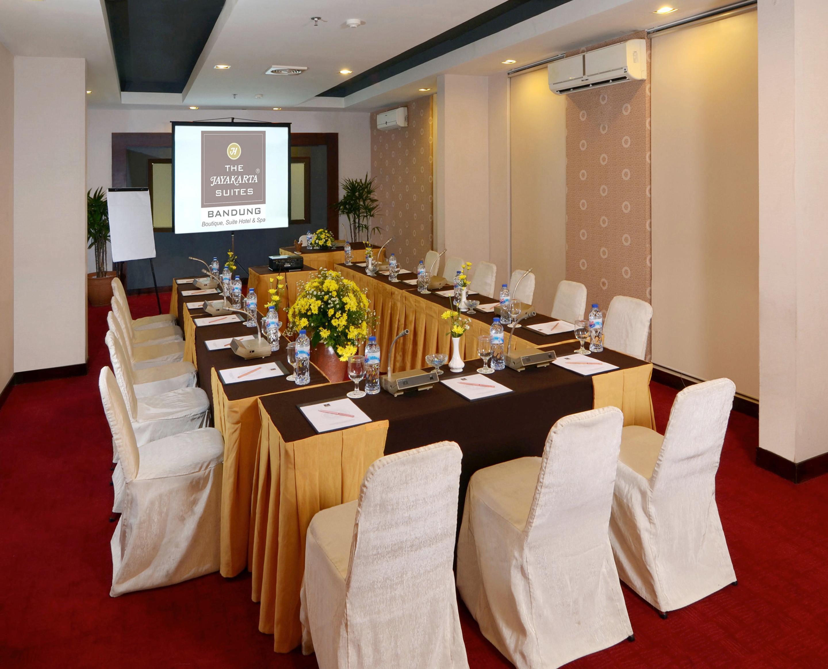 The Jayakarta Suites Μπαντούνγκ Εξωτερικό φωτογραφία