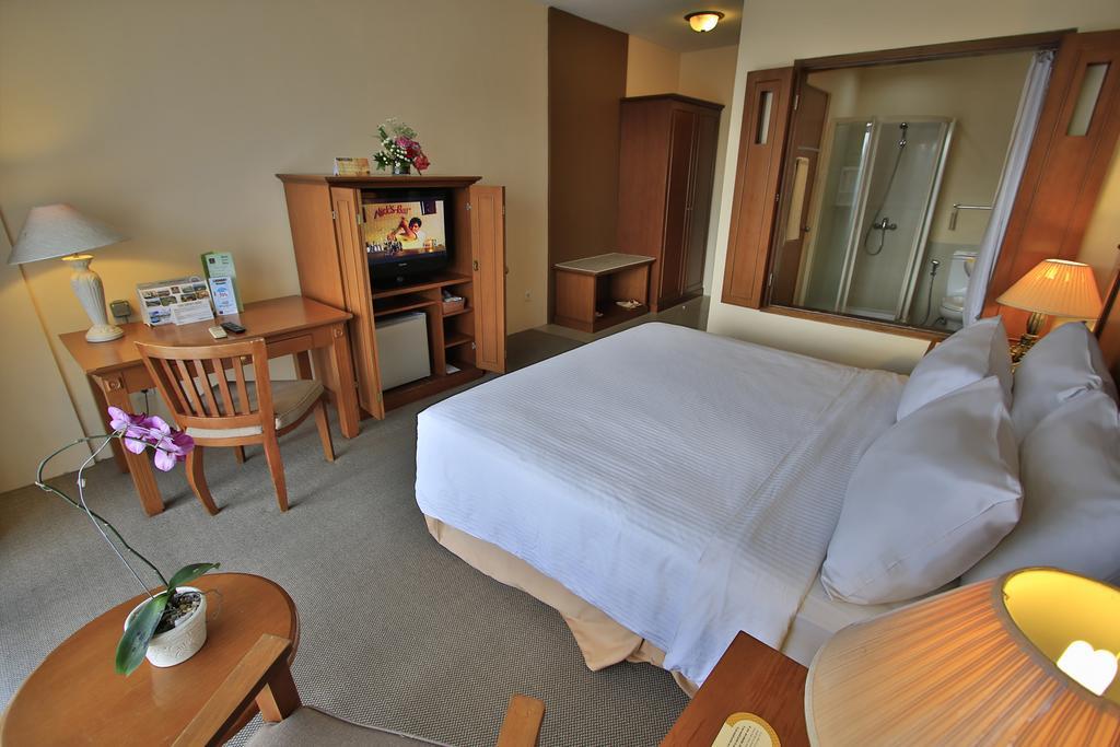 The Jayakarta Suites Μπαντούνγκ Δωμάτιο φωτογραφία
