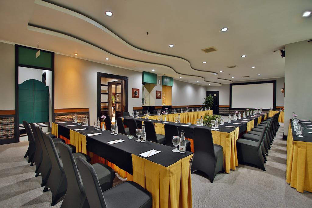 The Jayakarta Suites Μπαντούνγκ Εξωτερικό φωτογραφία