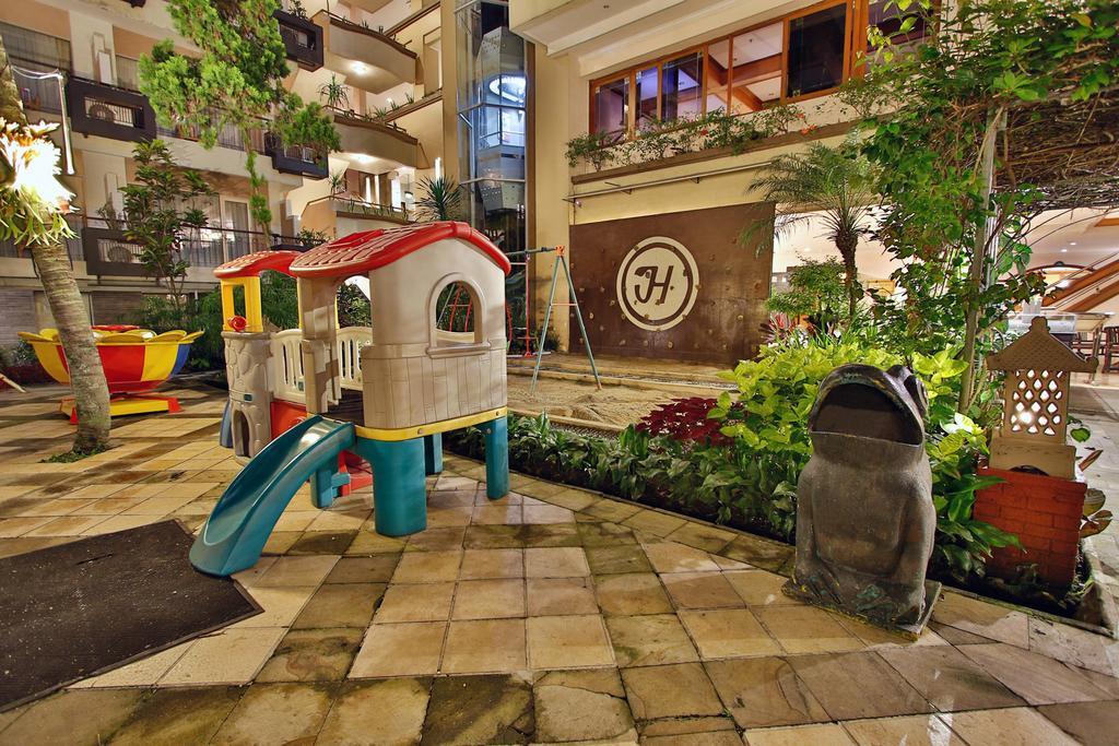 The Jayakarta Suites Μπαντούνγκ Εξωτερικό φωτογραφία