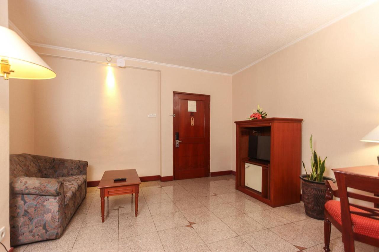 The Jayakarta Suites Μπαντούνγκ Εξωτερικό φωτογραφία